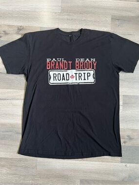 Paul Brandt & Dean Brody 2015 Road Trip Tour T-Shirt size L